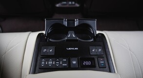 Lexus ES300 - local